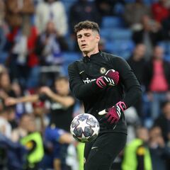 Kepa entra en la operación Onana