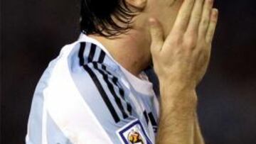 Critican a Messi porque no se atreven con Maradona,según un directivo del Barça