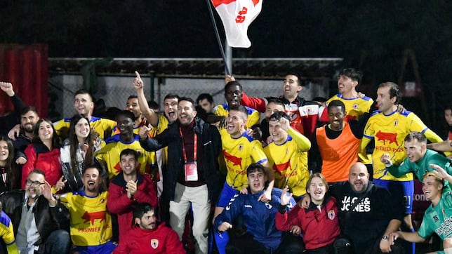 Fiesta grande en Ontiñena: “Al final acabamos juntos en el bar. El fútbol regional es esto”