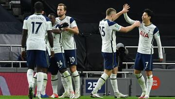 Tottenham Hotspur&#039;s South Korean striker Son Heung-Min (R) celebrates with teammates after he scores his team&#039;s second goal during the English League Cup semi final first leg football match between Tottenham Hotspur and Brentford at Tottenham Ho