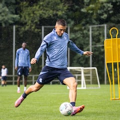 La lesión de Oskarsson abre las puertas a Karrikaburu