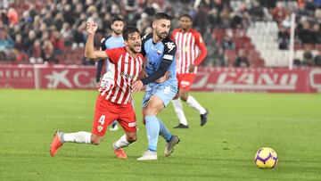 Álvaro Giménez frustró el gol de Enric Gallego y la racha extremeña