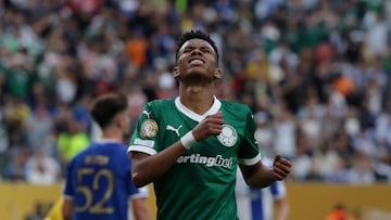 Estevao durante el partido ante el Oporto.