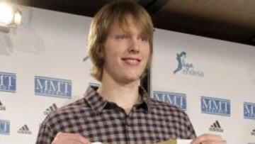 Singler, presentado como nuevo jugador blanco