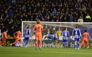 0-1. Messi marcó el primer tanto.