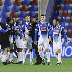 El Espanyol está en su media; Quique, por debajo de la suya