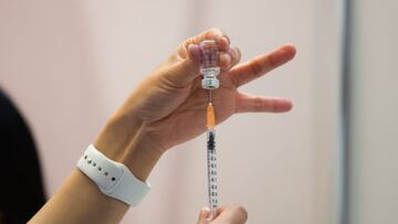 HONG KONG, CHINA - FEBRUARY 26: A nurse fills a syringe with a dose of the Sinovac Biotech Ltd. Covid-19 vaccine at a community vaccination center in Hong Kong, China, on February 26, 2021 in Hong Kong, China. (Photo by Billy H.C. Kwok/Getty Images)