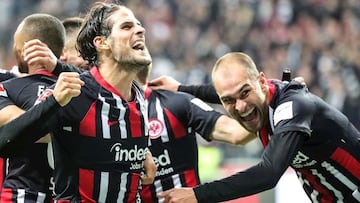 Paciencia, celebrando un gol con el Eintracht.