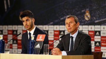 Marco Asensio junto a Emilio Butrageño.