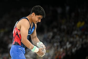 El gimnasta colombiano logró la medalla de plata en la prueba de barra fija de los Juegos Olímpicos de París 2024 tras lograr una clasificación de 14.533, misma puntuación del japonés Shinnosuke Oka que fue oro gracias a su ejecución.  