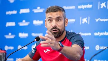 7/04/23 
CD LEGANES RUEDA DE PRENSA
CARLOS MARTINEZ Entrenador