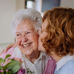 Gifts for Mother’s Day 2024: Best ideas, flowers and online deals