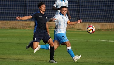 El San Fernando muestra al Málaga lo que le espera en Primera RFEF