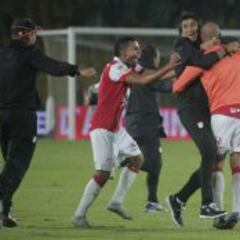 Morelo termina lesionado y entrará al departamento médico