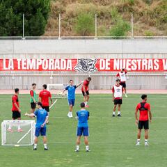 Cónclave entre Presa y la plantilla para tratar la actual situación del Rayo