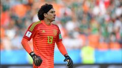 Agente de Ochoa lamenta fallido fichaje con el Napoli