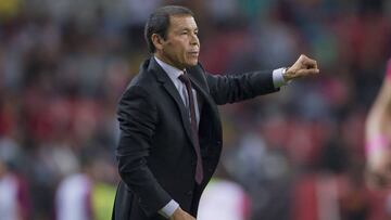 Analizarán continuidad del ‘Profe’ Cruz en Atlas