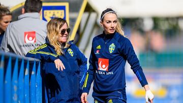 Marika Domanski Lyfors con Asllani.