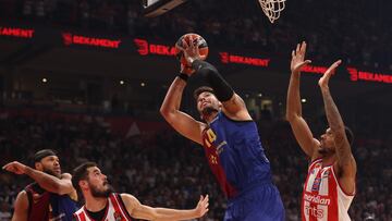Willy Hernangómez en el partido de Euroliga entre el Estrella Roja y Barcelona.
