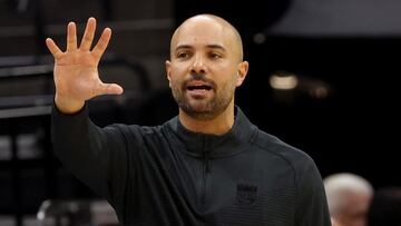 Jordi Fern¨¢ndez, el espa?ol que dirige a Canad¨¢ y aspira a ¡®head coach¡¯ en la NBA