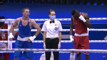 Sissokho, que había perdido, avanza tras revisar su combate