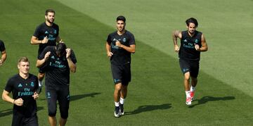 El Madrid prepara la visita del Levante