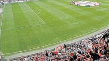 <b>LLENAZO. </b>San Mamés se vestirá de la mejor forma posible para tratar de evitar lo que sería el primer descenso del Athletic a Segunda. Uno de los clásicos está en serio peligro de bajar.