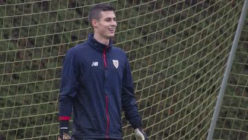 Athletic: 15 meses intentando renovar a Kepa en vano