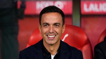 GIRONA, 02/11/2024.- El entrenador del Leganés Borja Jiménez antes del inicio del partido de la 12ª jornada de LaLiga que el Girona y el Leganés disputan este sábado en el estadio de Montilivi, en Girona. EFE/ Siu Wu