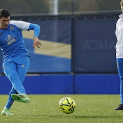 Loureiro: “No hay problema ninguno para jugar donde el equipo me necesite”