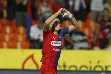 Independiente Medellín goleó al América de Cali en un gran partido en el Atanasio Girardot. Cano, Ricaurte, Cadavid, Delgado y Quiñones, figuras. 