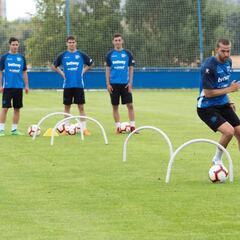 El Alavés comienza los partidos de pretemporada ante el Racing