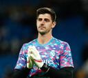Courtois: "Siempre es mejor jugar en un buen campo que en esto"
