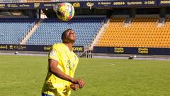 Youba Diarra, con el Cádiz.