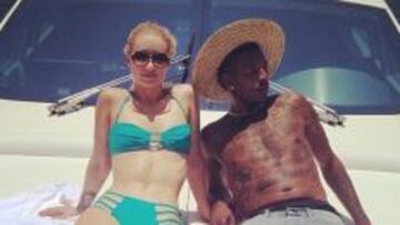 "Un delfín intentó matarme, quería ligarse a mi novia"