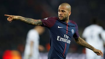 El lateral derecho brasile&ntilde;o del PSG, Dani Alves.