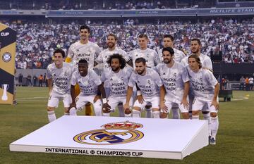 Los jugadores del Real Madrid salieron con una camiseta en apoyo a Marco Asensio tras su grave lesi¨®n.