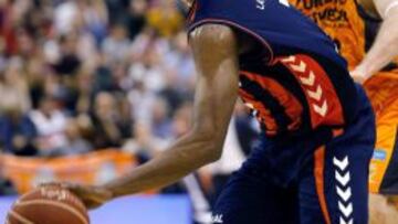 Un especialista de EE.UU. analizará la espalda de Odom