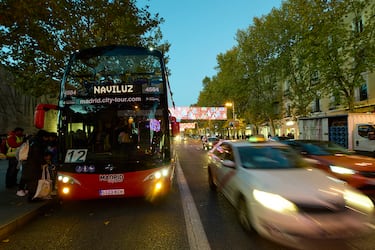 Del 23 de noviembre al 6 de enero de 2026 estas Navidades, llega el autobús de la Navidad, Naviluz, para recorrer algunas de las calles más emblemáticas de la ciudad y poder disfrutar de las luces navideñas de una manera diferente.