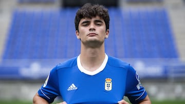 23/07/21 PRESENTACION
SEGUNDA EQUIPACION DEL REAL OVIEDO 2021-2022