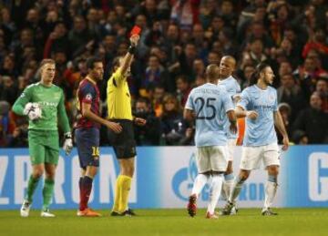 Expulsión de Demichelis por el penalti a Messi.