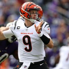 Burrow and Carr in duel of NFL playoff debutants