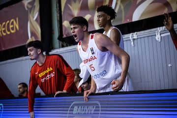 El canterano bético tuvo un buen papel en el ascenso a LEB Oro del Tizona. El alero ha jugado 5 partidos en la ACB.