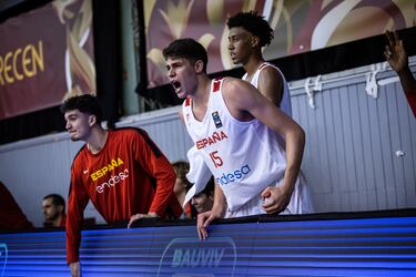 El canterano bético tuvo un buen papel en el ascenso a LEB Oro del Tizona. El alero ha jugado 5 partidos en la ACB.