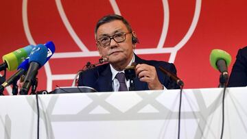 Inglaterra exige la dimisi車n de Rakhimov, presidente de la AIBA