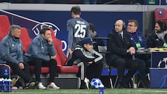 Müller sent off for flying kick