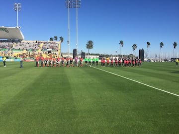 Los equipos titulares.