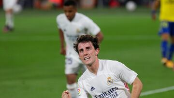 0-2. Álvaro Odriozola celebró el segundo gol.