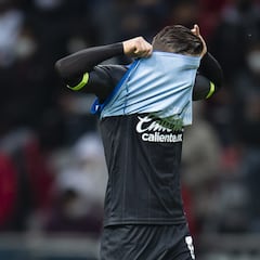 Chivas sufre en los últimos minutos