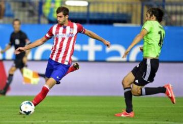 Leo Baptistao ante Arribas.